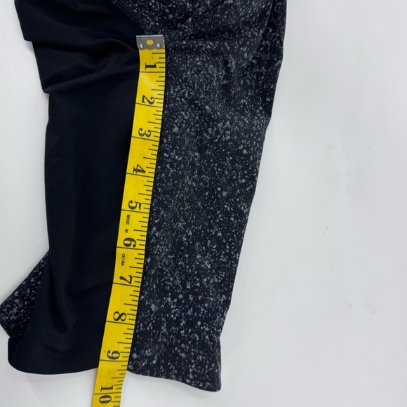 lululemon athletica Speckled Black and Gray Shorts - Picture 2 of 8